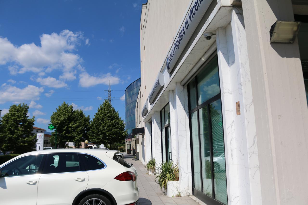 普拉托套房酒店 外观 照片